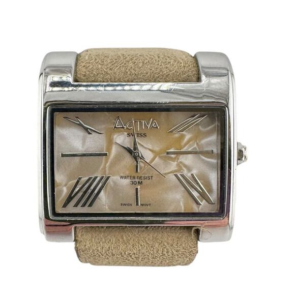 Activa Swiss Vintage: Early 2000s Charm with Mother of Pearl & Suede Soul - Picture 1 of 3